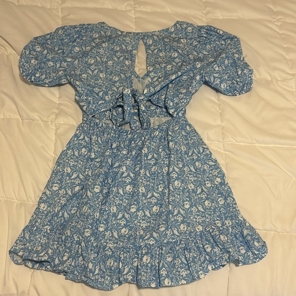 Two Way Blue Dress with bow tie in back - Picture 2 of 2